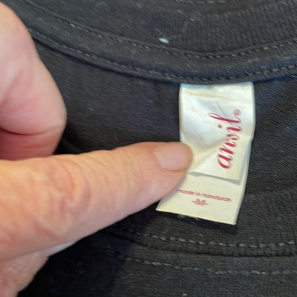 Ladies tee - Picture 4 of 5